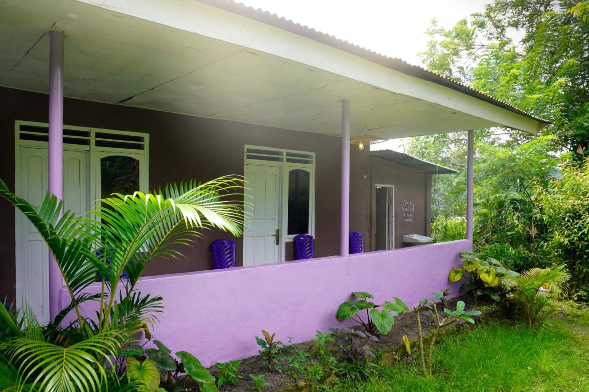 Legend Guesthouse Kelimutu Exterior photo